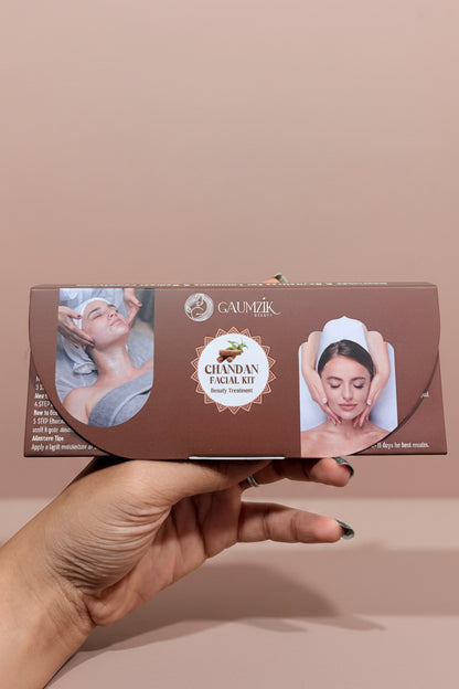 Gaumzik Chandan Facial Kit.